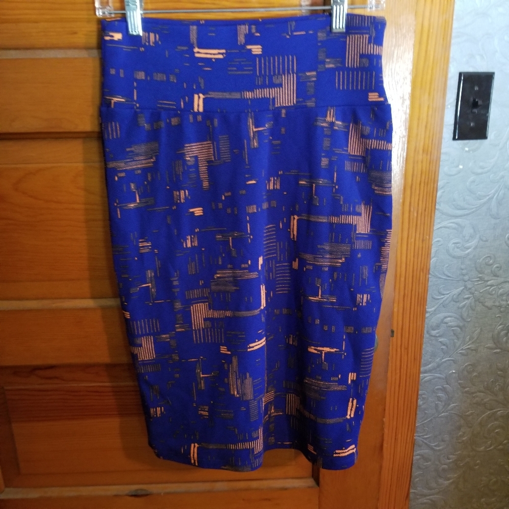 LuLaRoe Cassie. Royal blue/orange. Knee length. S
